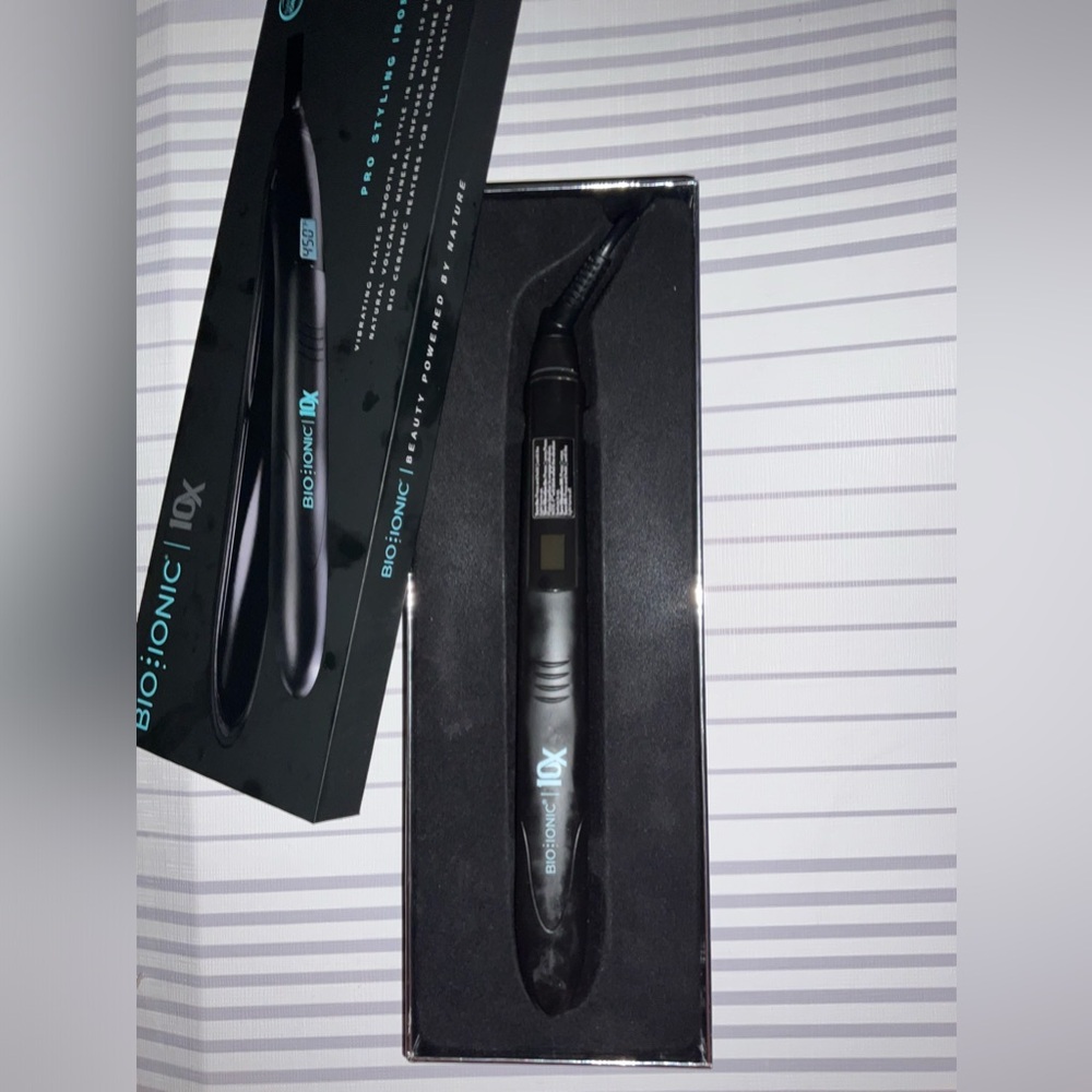 Bio ionic 10x Pro Styling Iron 1